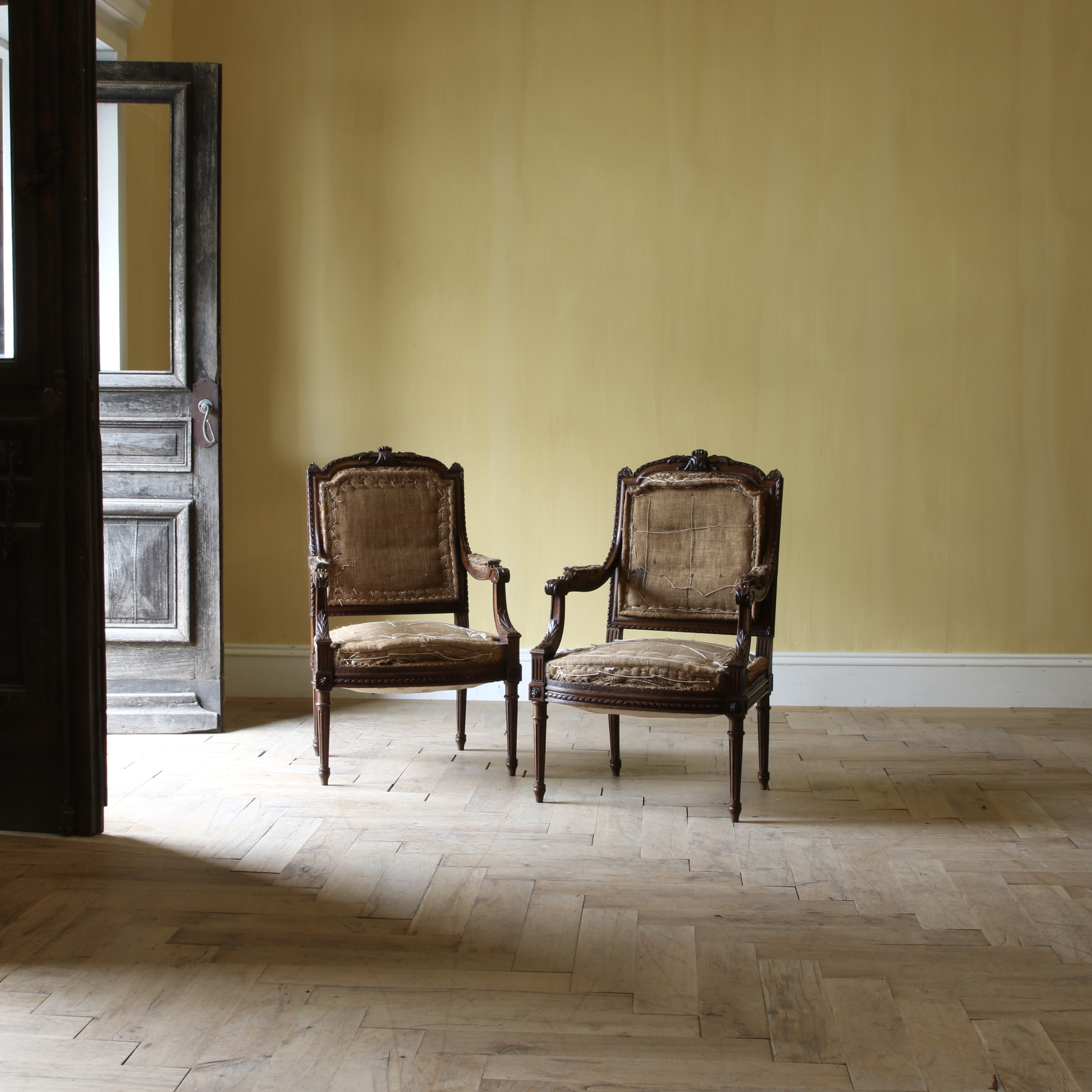 154-69 - Pair of Louis XVI Fauteuil
